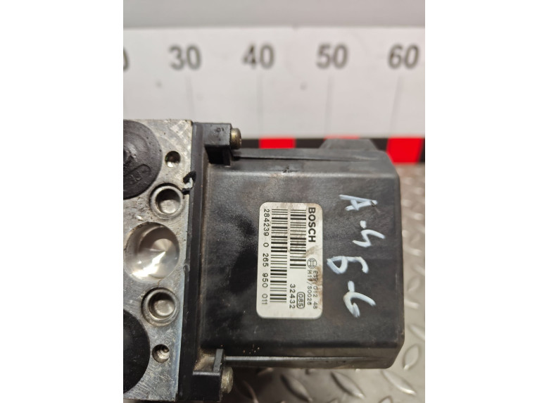 Блок ABS к Audi A4, 2004г.