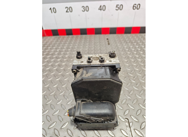 Блок ABS к Audi A4, 2004г.
