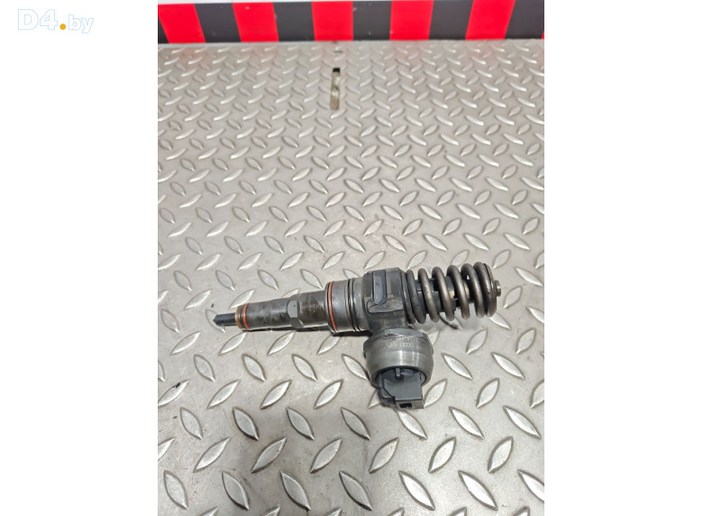 Форсунка к Volkswagen Passat 2001 г.