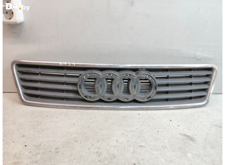 Решетка радиатора к Audi A6 2000 г.