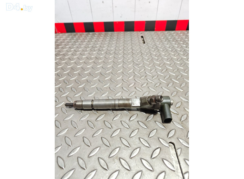 Форсунка к Mercedes CW203 2001 г.