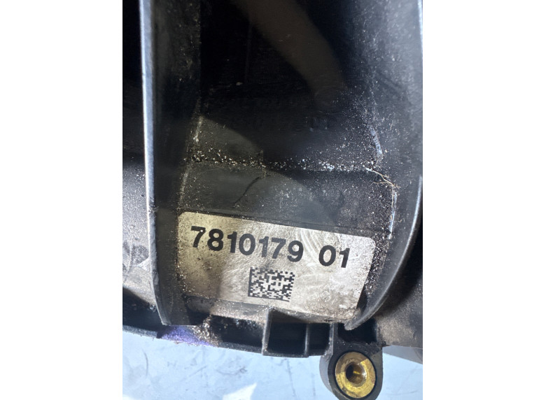 Коллектор впускной к BMW 5 E60/E61, 2010г.