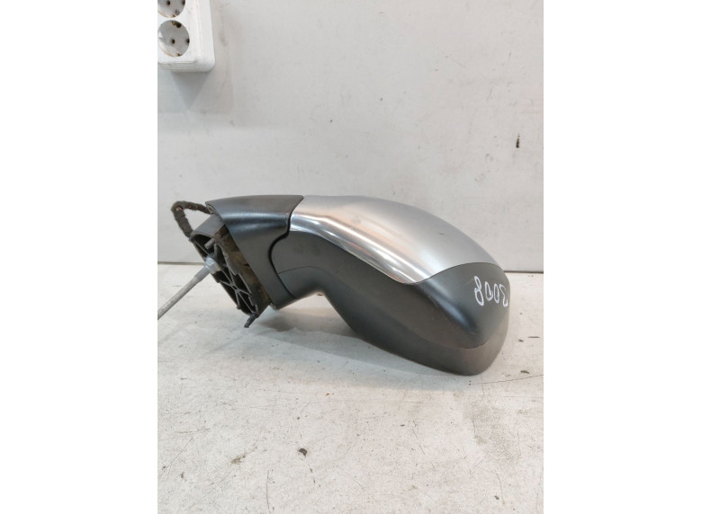 Зеркало наружное правое к Peugeot 3008, 2010г.