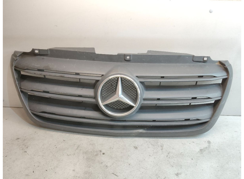 Решетка радиатора к Mercedes Sprinter, 2021г.