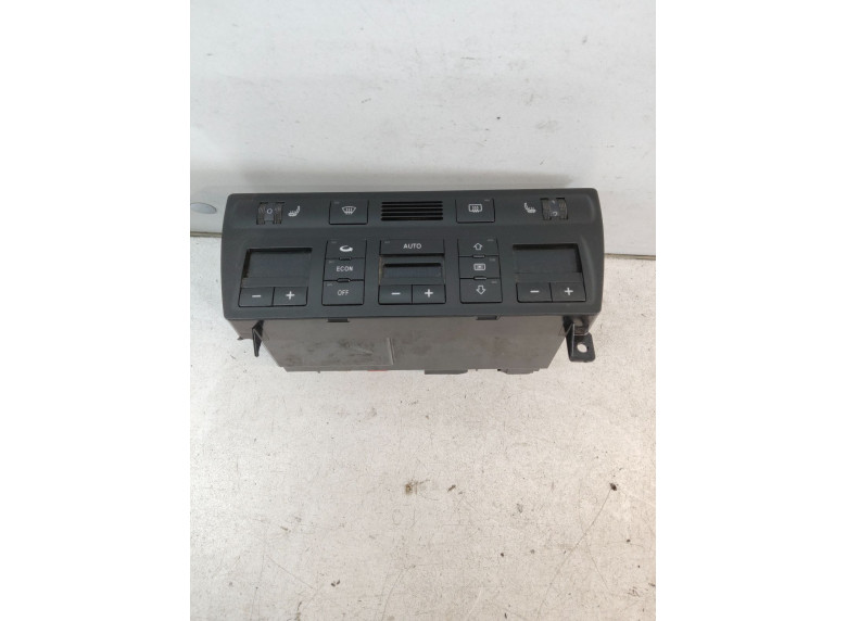 Блок управления печки/климат-контроля к Audi A6, 2001г.