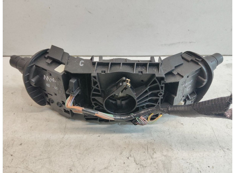 Переключатель подрулевой (стрекоза) к Renault Scenic, 2005г.