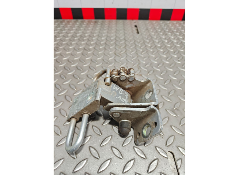 Петля двери передней левой к Volkswagen Passat, 2012г.