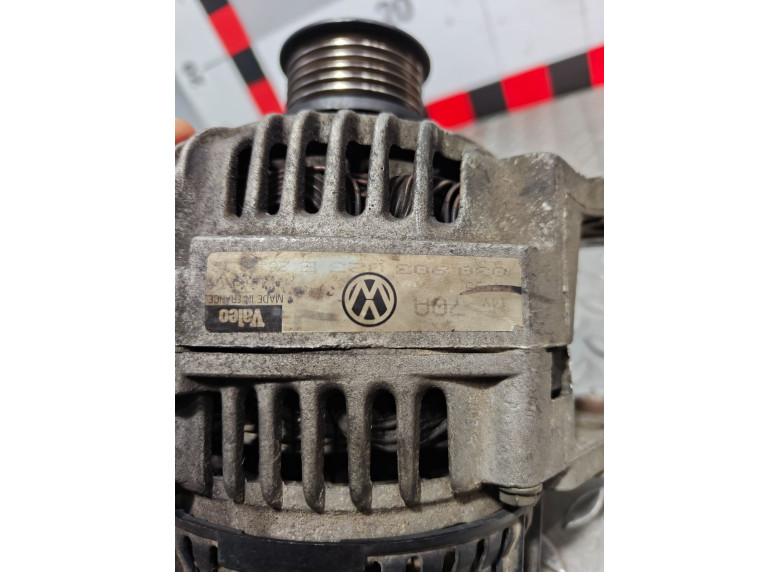 Генератор к Volkswagen Passat, 1995г.
