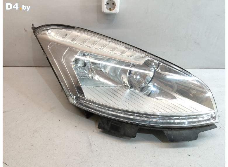 Фара правая к Citroen C4GrandPicasso 2010 г.