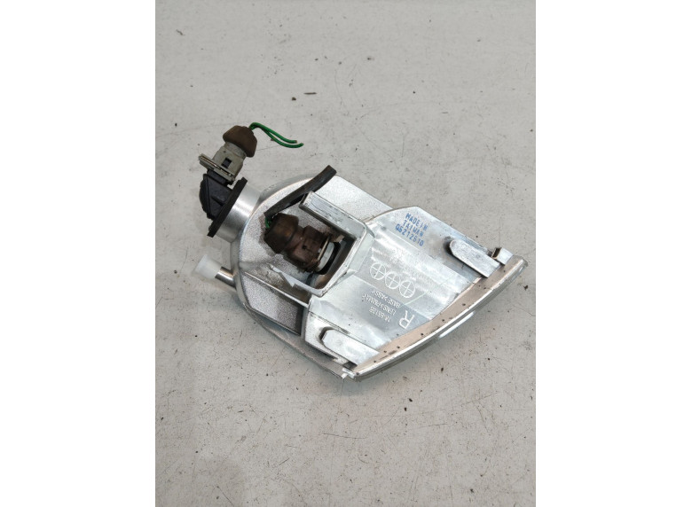 Поворотник правый к Peugeot Partner, 2001г.