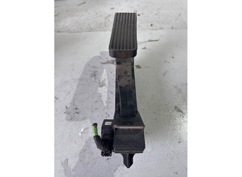 Педаль газа к Mercedes S W220, 2001г.