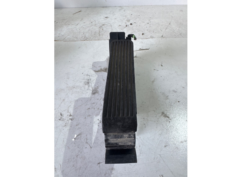 Педаль газа к Mercedes S W220, 2001г.