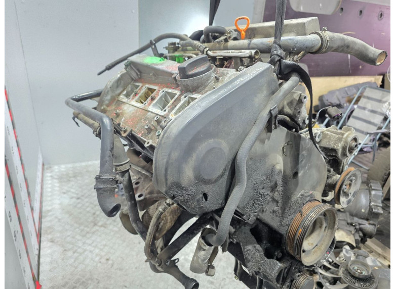 Двигатель к Volkswagen Passat, 2000г.