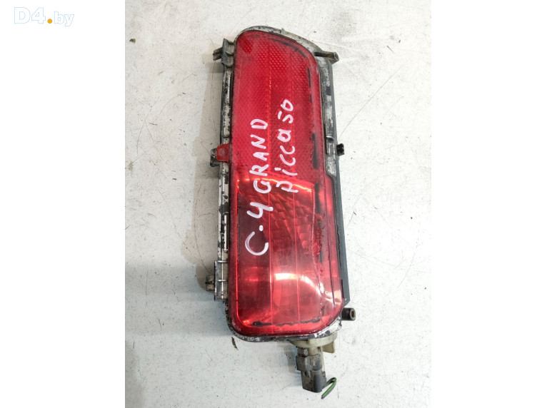 Фонарь противотуманный правый к Citroen C4GrandPicasso 2010 г.