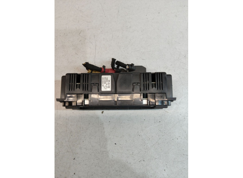 Блок управления печки/климат-контроля к Volkswagen Passat, 2002г.