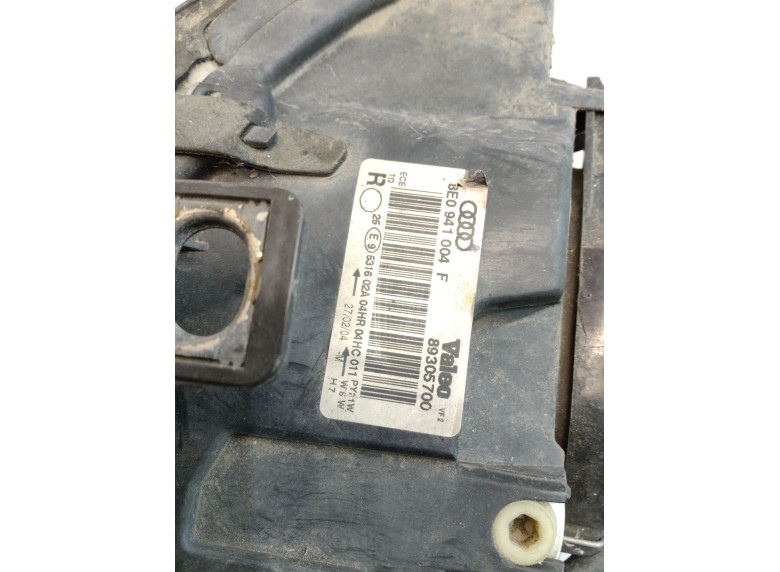 Фара правая к Audi A4, 2004г.