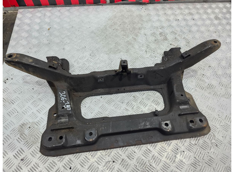 Балка подвески передняя (подрамник) к Peugeot 306, 2000г.