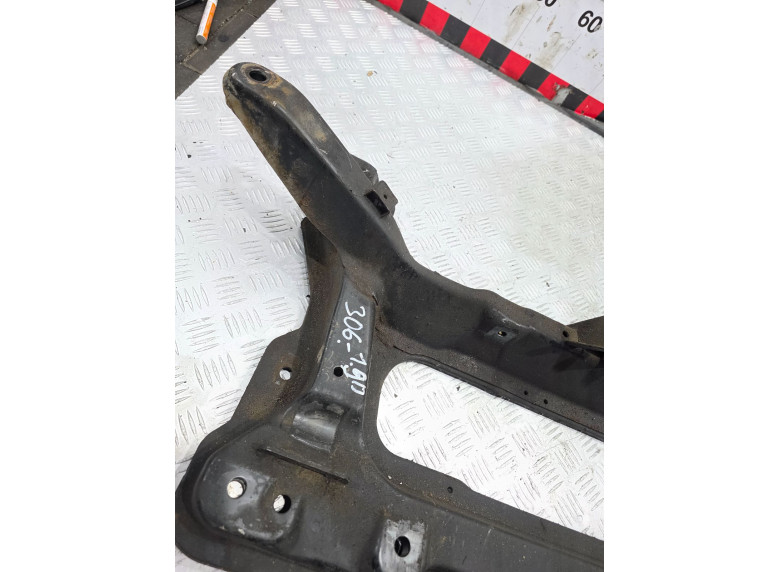 Балка подвески передняя (подрамник) к Peugeot 306, 2000г.