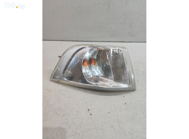 Поворотник правый к Volvo V40 2002 г.