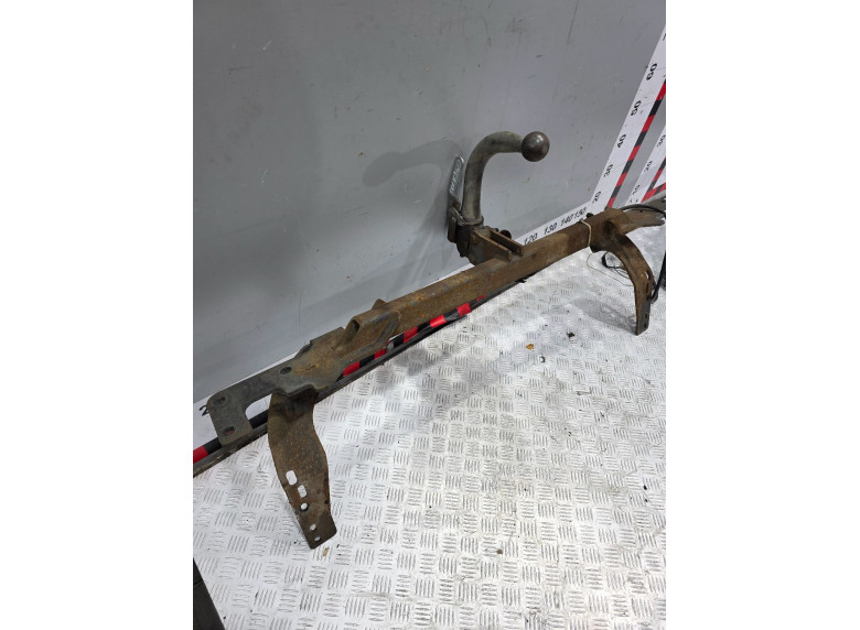 Прицепное устройство (фаркоп) к Citroen C4 Grand Picasso, 2011г.