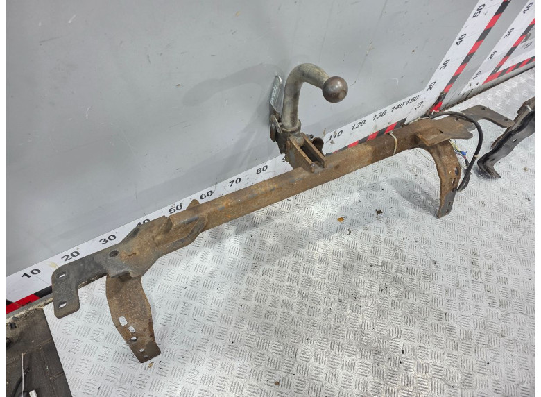 Прицепное устройство (фаркоп) к Citroen C4 Grand Picasso, 2011г.