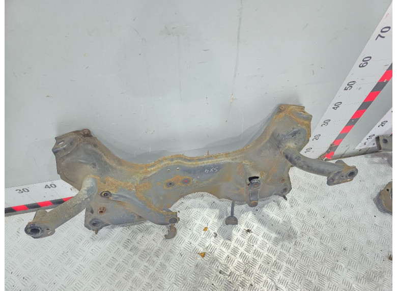 Балка подвески передняя (подрамник) к Suzuki SX4, 2011г.