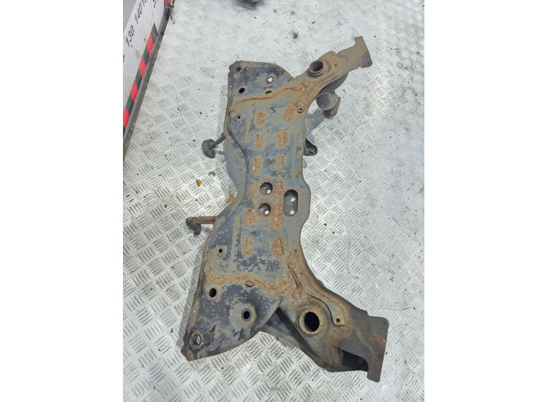 Балка подвески передняя (подрамник) к Suzuki SX4, 2011г.