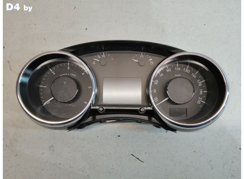 Щиток приборов (приборная панель) к Peugeot 3008 2011 г.