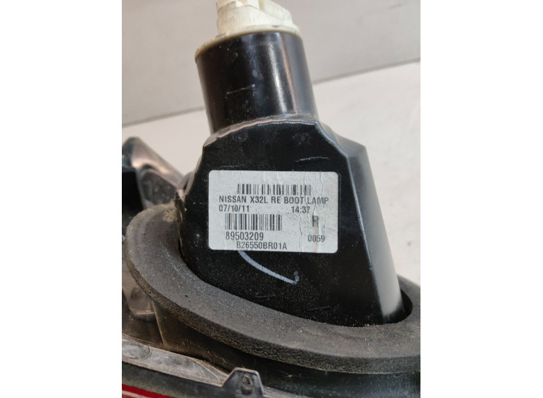 Фонарь крышки багажника правый к Nissan Qashqai, 2011г.