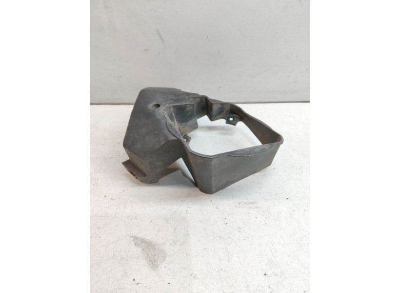 Рамка фары противотуманной правой к Citroen Xsara Picasso, 2002г.