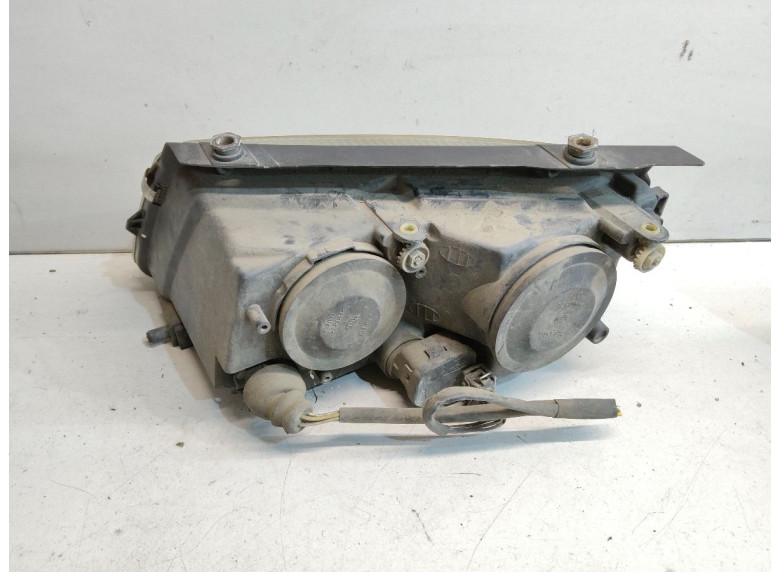 Фара правая к Volkswagen Passat, 1999г.