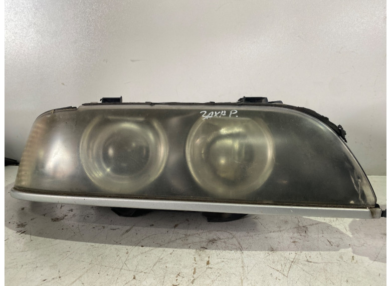 Фара передняя (комплект) к BMW 5 E39, 2002г.
