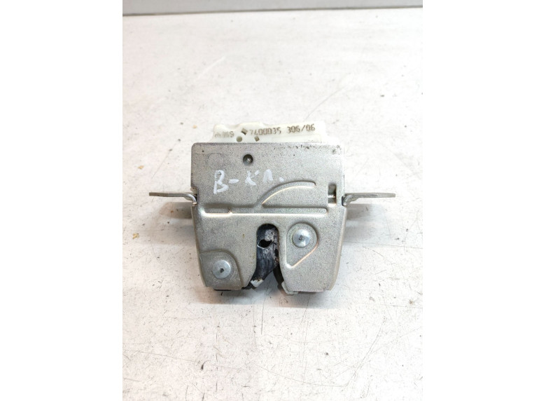 Замок багажника к Mercedes A W169, 2006г.