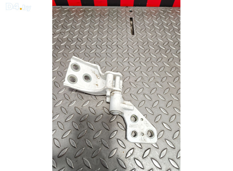 Петля двери задней правой к Citroen Berlingo 2013 г.