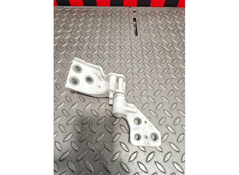 Петля двери задней правой к Citroen Berlingo, 2013г.