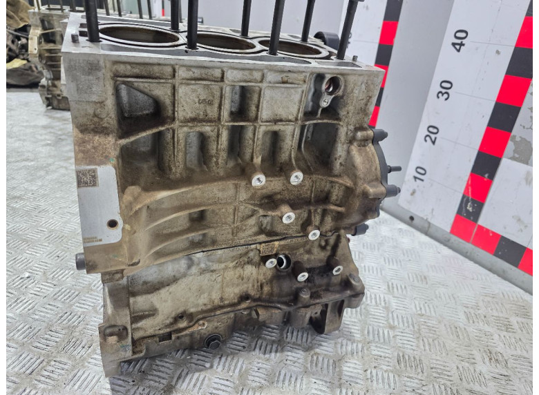 Блок цилиндров к Geely Coolray, 2021г.