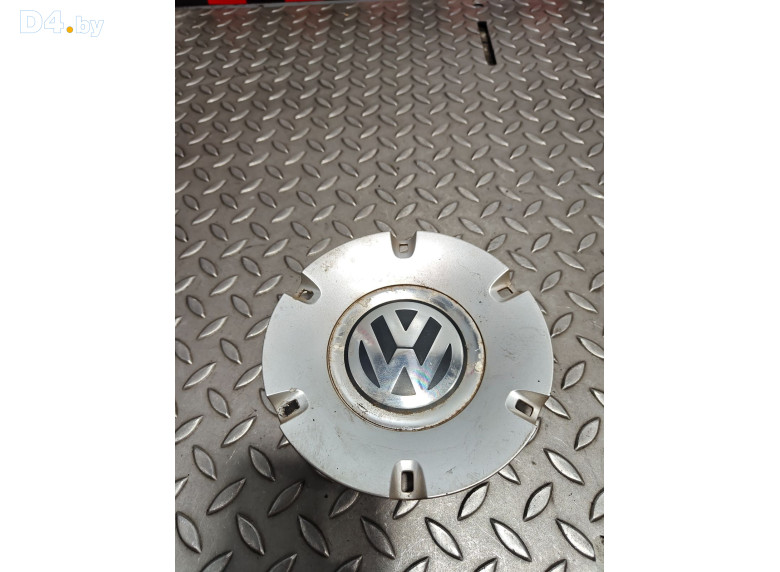 Колпачок литого диска к Volkswagen Passat 2008 г.