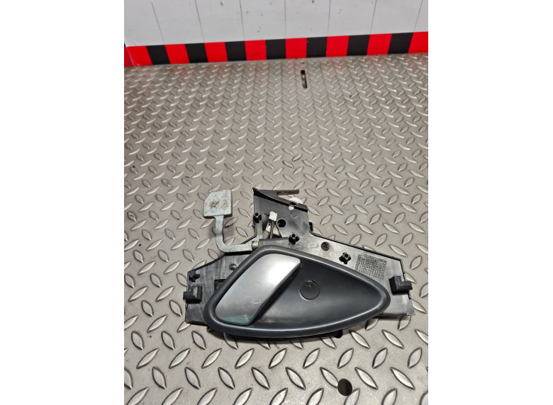 Ручка внутренняя передняя левая к Citroen C5, 2004г.