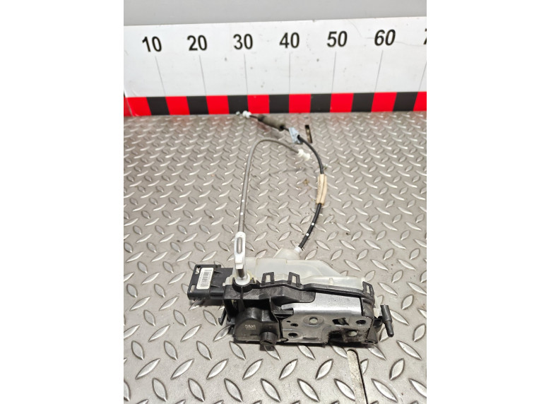 Замок двери задней левой к Citroen C4 Cactus, 2016г.