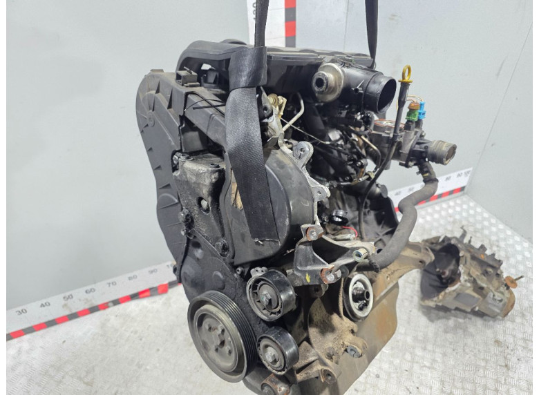 Двигатель к Peugeot 306, 2000г.