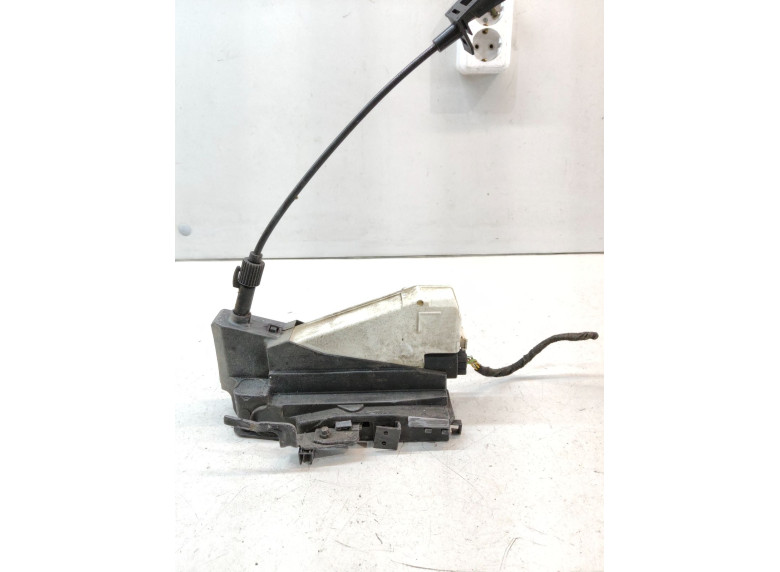 Замок двери передней правой к Seat Alhambra, 2003г.