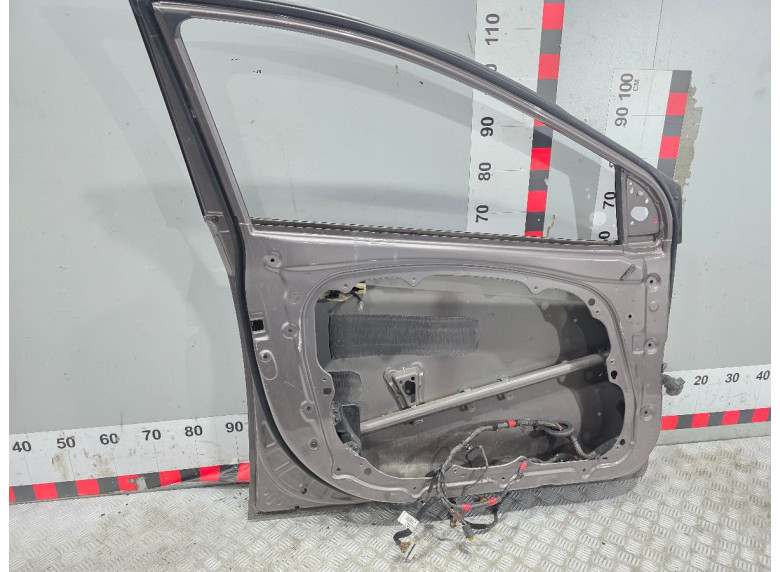 Дверь передняя левая к Hyundai i30, 2013г.