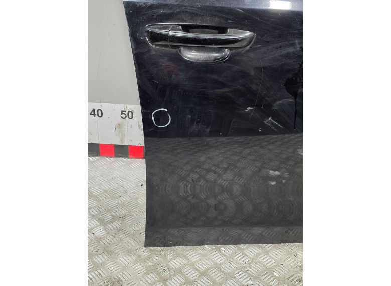 Дверь передняя правая к Volkswagen Golf, 2009г.