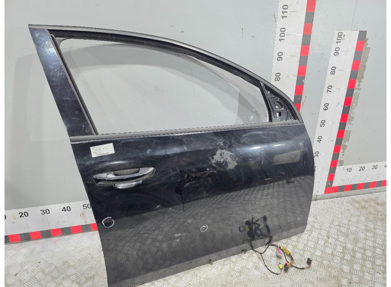 Дверь передняя правая к Volkswagen Golf, 2009г.
