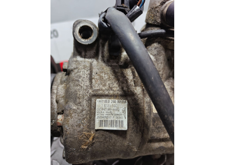 Компрессор кондиционера к Audi A4, 2003г.