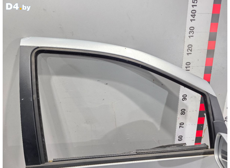 Молдинг стекла двери передней правой внутренний к Volkswagen Sharan 2005 г.
