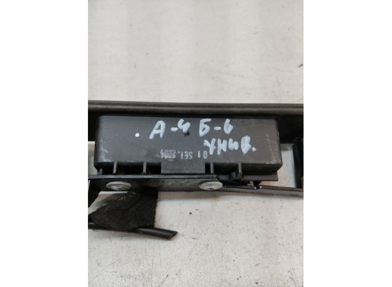 Кнопка открытия багажника к Audi A4, 2004г.