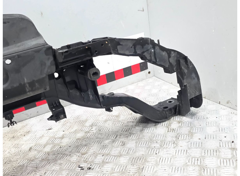 Передняя панель крепления облицовки (телевизор) к Ford C-Max, 2013г.