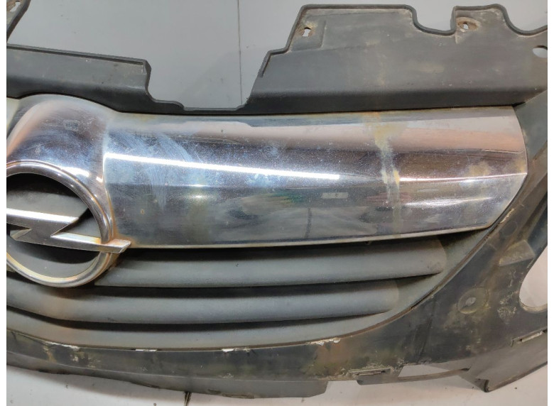 Решетка радиатора к Opel Corsa, 2010г.