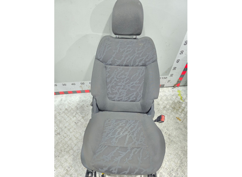 Сиденье переднее правое к Peugeot 3008, 2012г.